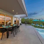Villa Tiffany By Istrialux *